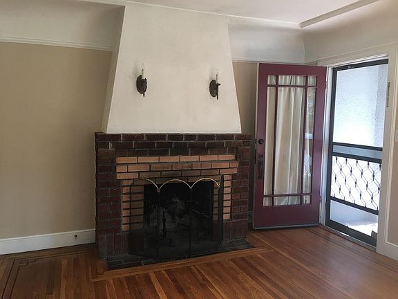 4th image of 1568 33rd St