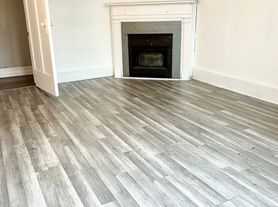 1016 McKinley Ave NW