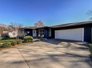 302 E Fuller St, Tahlequah, OK 74464