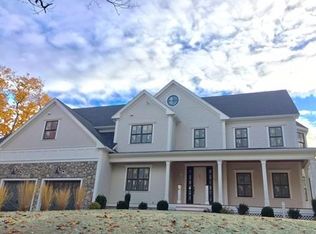 31 Whipple Rd, Lexington, MA 02420