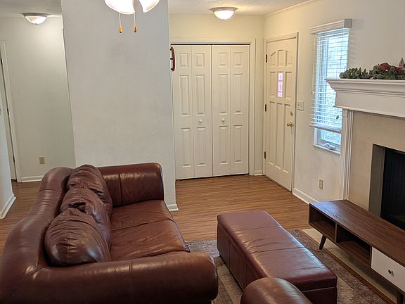 4th image of 5127 NW 24th Pl