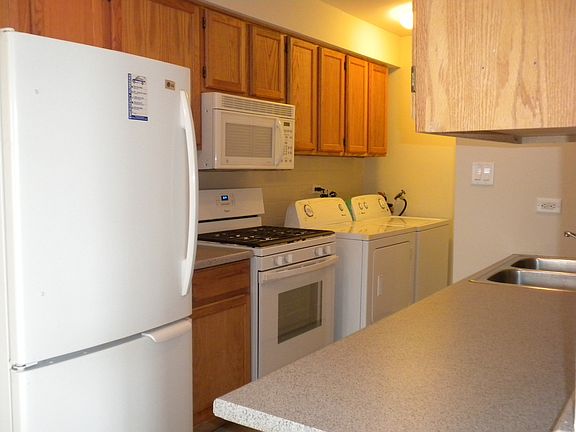4th image of 7967 164th Ct #116
