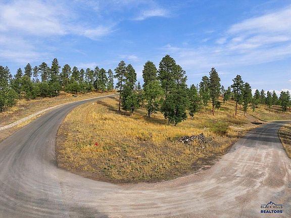 4th image of 26 Three Peaks Pass Rd