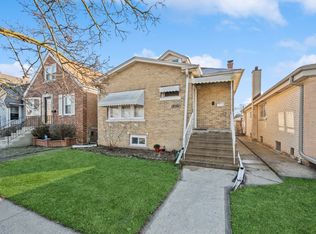 3621 N Overhill Ave, Chicago, IL