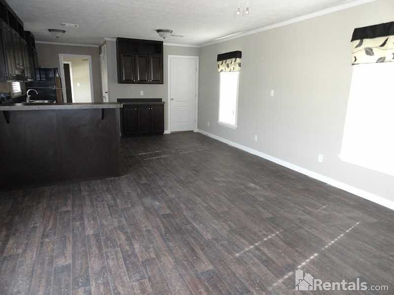 2nd image of 1324 N Regatta Dr