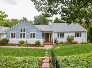 317 Skyhill Rd, Alexandria, VA 22314