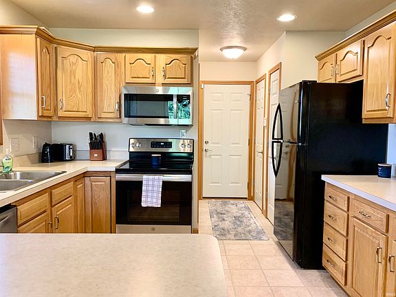 2nd image of 25235 Brynnwood Dr
