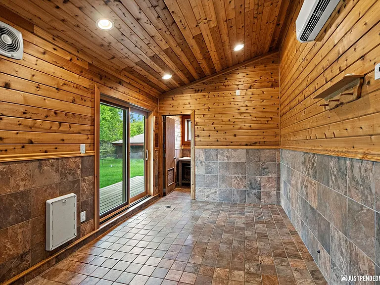 13020 Lupine Rd — Photo 44