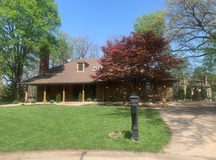 120 Number Eleven Green Dr, Saint Charles, MO