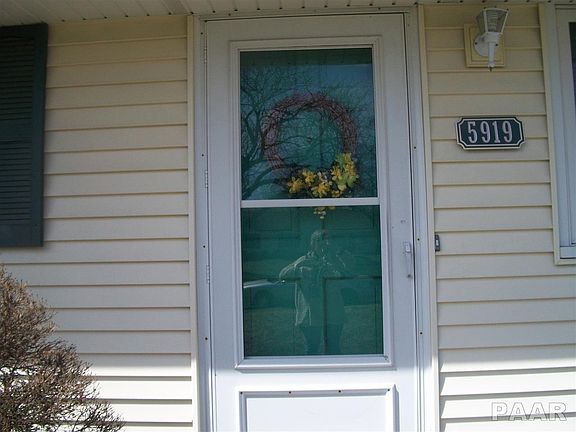 2nd image of 5919 N Western Ave