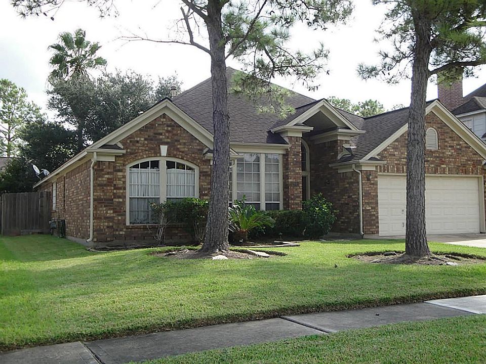 1st image of 2811 Cumberland Dr