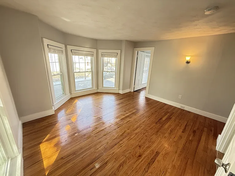 43 Winthrop St #2 — Photo 22