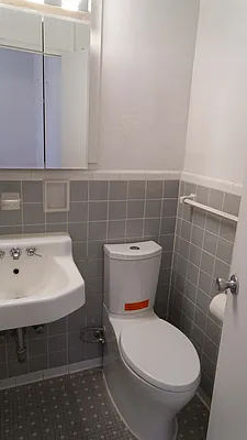 Rented by Realty Group International | media 10