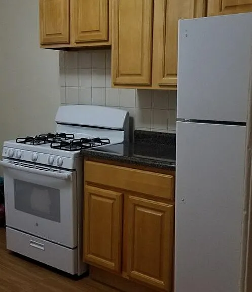 92 Vark St #3W — Photo 4