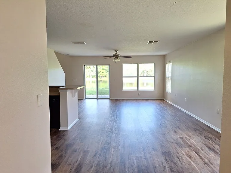 550 Mount Olympus Blvd #2 — Photo 3