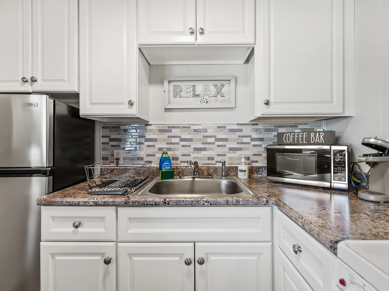 70 E Grand Ave — Photo 1