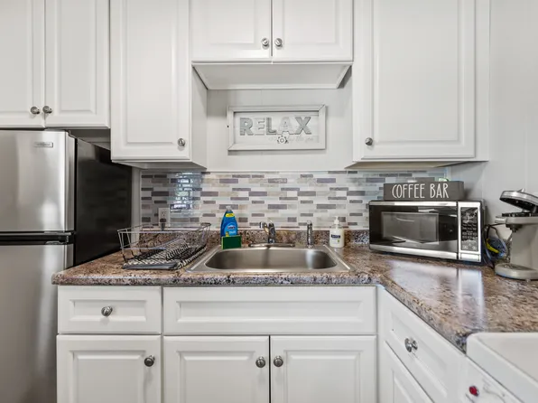 70 E Grand Ave, Old Orchard Beach, ME