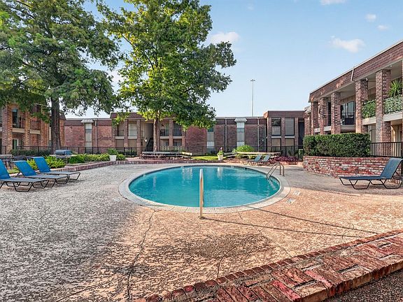 3rd image of 7575 Katy Fwy APT 63