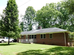 43 Oaklawn Ave, Franklin, NC 28734