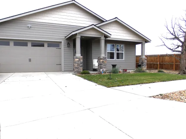 3154 NW Cedar Ave, Redmond, OR 97756