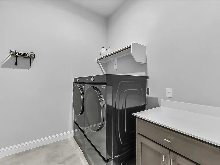 11927 Carillon Forest Dr — Photo 25