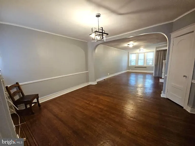 5736 Woodcrest Ave — Photo 3