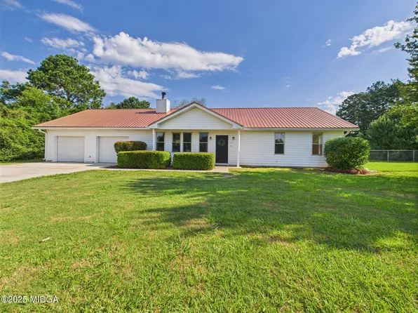 107 Lindsey Dr, Byron, GA 31008