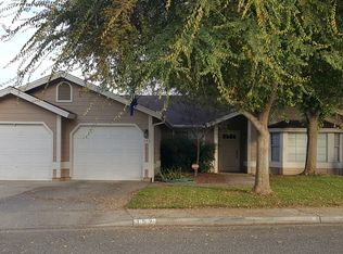 152 N Kings Dr, Reedley, CA 93654