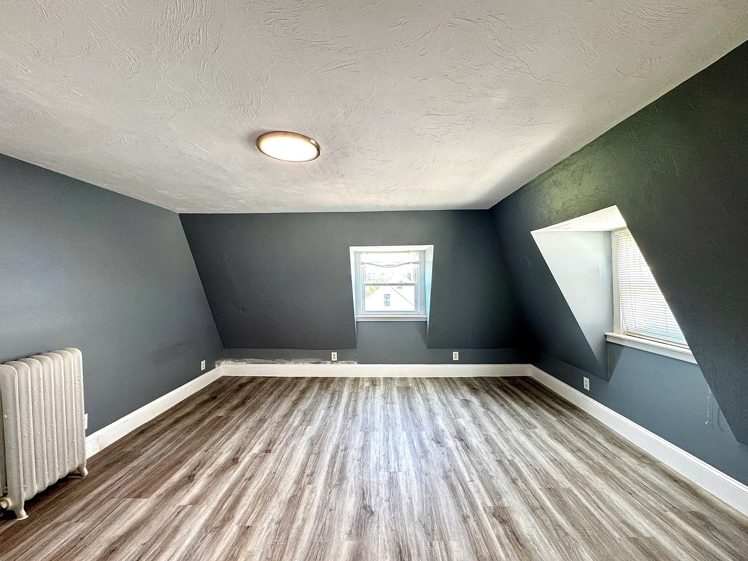 2 bed, 1.0 bath, 1071 sqft, $2,500 — Photo 4