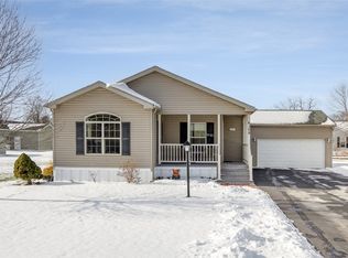 6308 Kims Dr, Victor, NY 14564