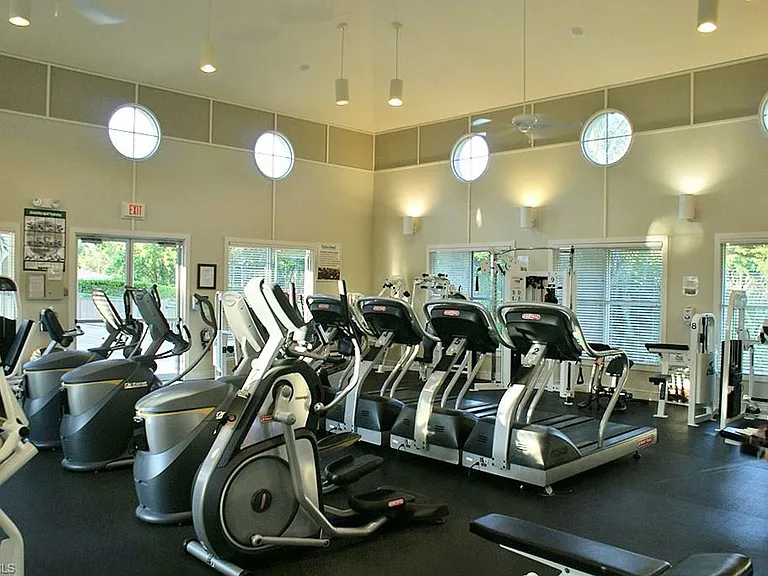 4640 Turnberry Lake Dr #403 — Photo 20