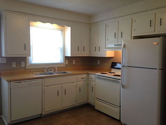 2nd image of 277 Northridge Dr