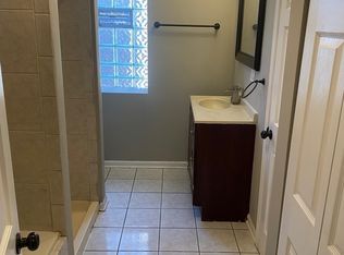 7646 S Phillips Ave #3, Chicago, IL 60649