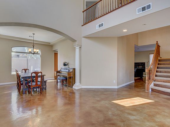4th image of 9033 Wind Warrior Ave