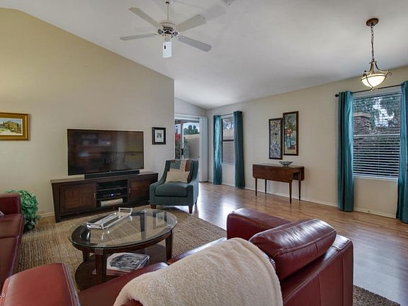 17208-North-52nd-Drive-15
