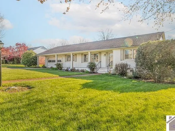 107 Campbell Ct, Mayfield, KY 42066