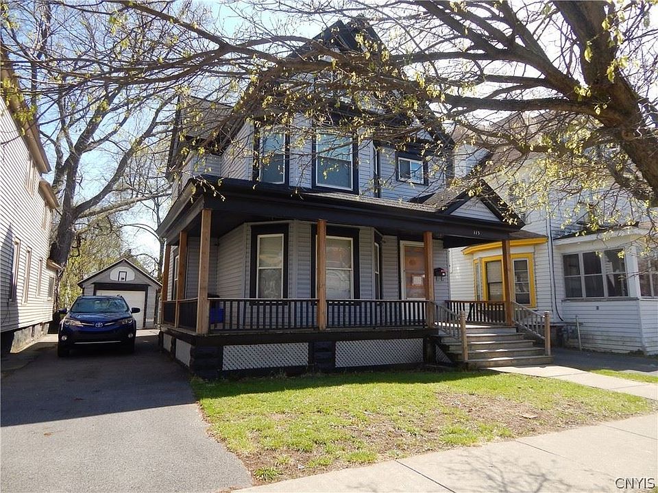 1st image of 115 W Pleasant Ave