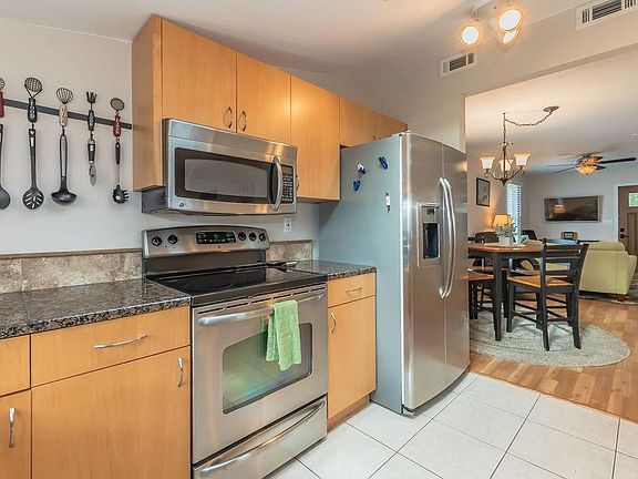 2nd image of 19 Atlantic Ave