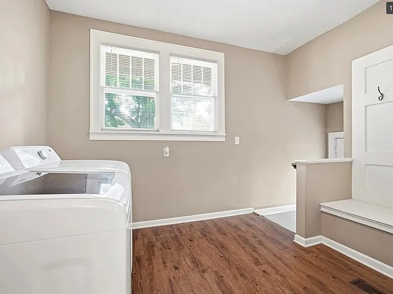 803 Osage St — Photo 3