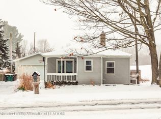 2524 E Cavanaugh Rd, Lansing, MI 48910