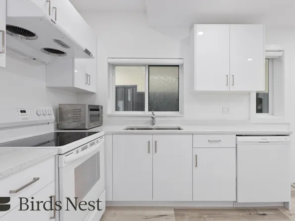 2531 E 46th Ave, Vancouver, BC V5S 1A1