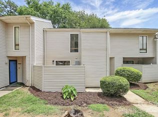 7803 Hummingbird Ln, Charlotte, NC 28212