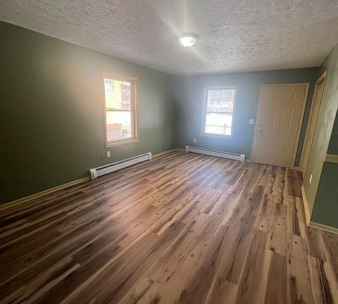 3rd image of 1070 Valdes Ave