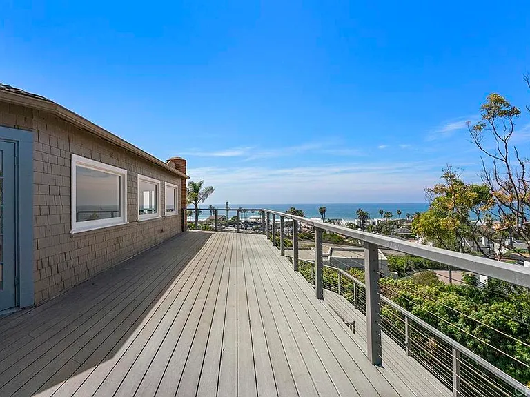 1654 Camino Del Mar #UPPER — Photo 51