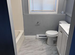 13 Elizabeth St APT 2, Worcester, MA 01605