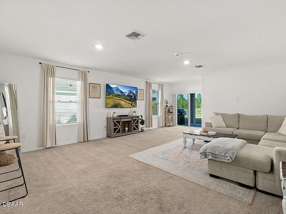 3rd image of 515 Stowers Dr