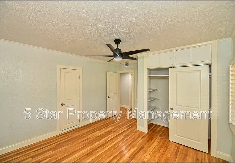 3030 Aurora Ave — Photo 43