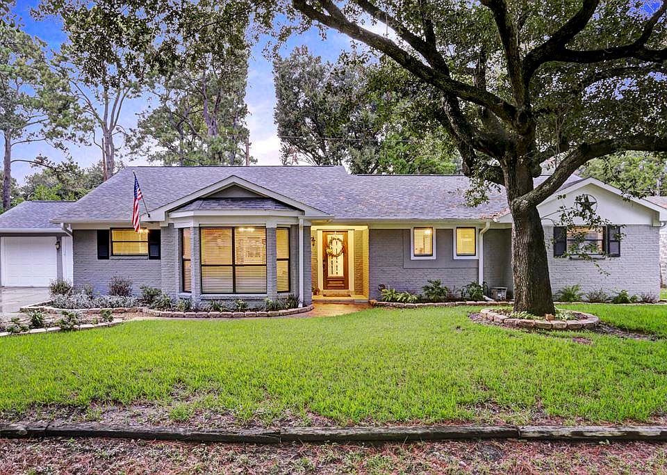 1st image of 10118 Moorberry Ln