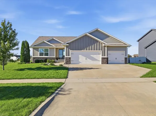 2116 NW Reinhart Dr, Ankeny, IA 50023
