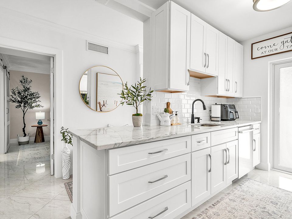 1st image of 3301 Spanish Trail #101